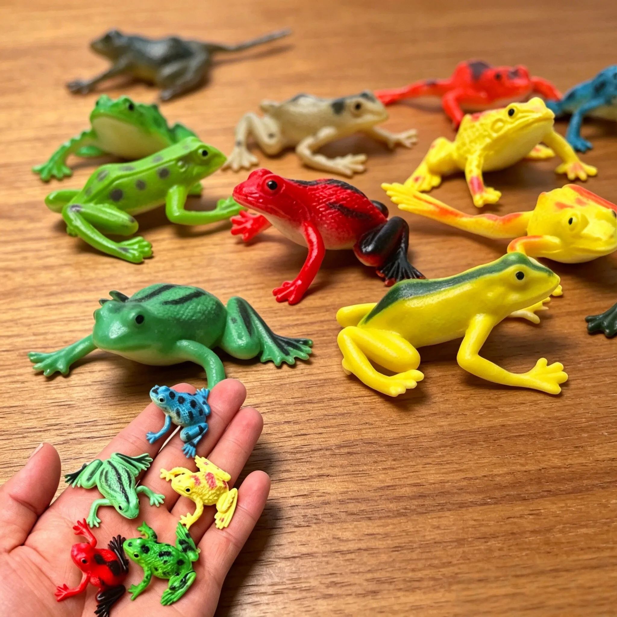 12Pcs Realistic Frogs Statue K - Hobby Is Science recensie en prijs